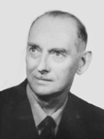 Prof. dr hab. dr h.c. inż. JERZY OSTROMĘCKI
(1909 – 1988)
doktor honoris causa Szkoły Głównej Gospodarstwa Wiejskiego Prorektor, dziekan, kierownik Katedry Melioracji Rolnych i Leśnych